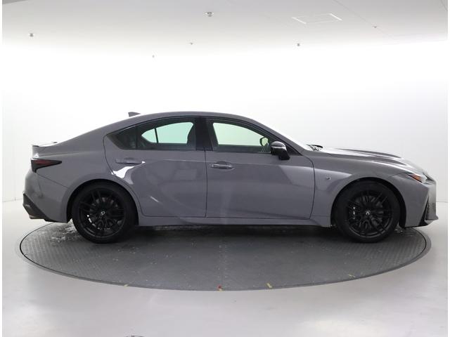 IS IS500Fスポツパフォーマンスファストエディション ワンオーナー 認定車両 ファーストエディション チタニウムカーバイトグレー 内装ブラック ムーンルーフ(6枚目)