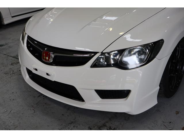 シビック タイプＲ　２．０　５ＭＴ　社外カーボンＧＴウイング　社外カーボンボンネット　ＦＥＥＬ’Ｓマフラー　ＢＬＩＴＺ車高調　ＷＥＤＳスポーツ１７ｉｎｃｈ　ＥＴＣ　ドラレコ（9枚目）