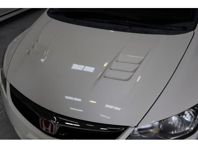 シビック タイプＲ　２．０　５ＭＴ　社外カーボンＧＴウイング　社外カーボンボンネット　ＦＥＥＬ’Ｓマフラー　ＢＬＩＴＺ車高調　ＷＥＤＳスポーツ１７ｉｎｃｈ　ＥＴＣ　ドラレコ（13枚目）