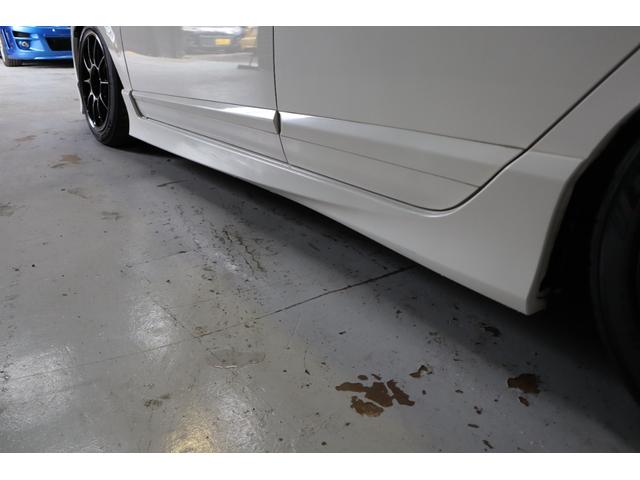 シビック タイプＲ　２．０　５ＭＴ　社外カーボンＧＴウイング　社外カーボンボンネット　ＦＥＥＬ’Ｓマフラー　ＢＬＩＴＺ車高調　ＷＥＤＳスポーツ１７ｉｎｃｈ　ＥＴＣ　ドラレコ（25枚目）