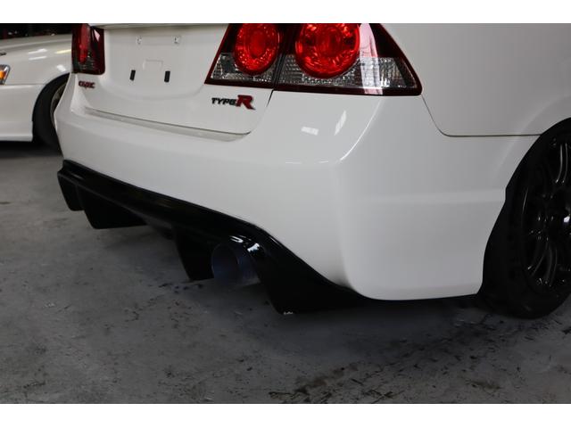 シビック タイプＲ　２．０　５ＭＴ　社外カーボンＧＴウイング　社外カーボンボンネット　ＦＥＥＬ’Ｓマフラー　ＢＬＩＴＺ車高調　ＷＥＤＳスポーツ１７ｉｎｃｈ　ＥＴＣ　ドラレコ（40枚目）