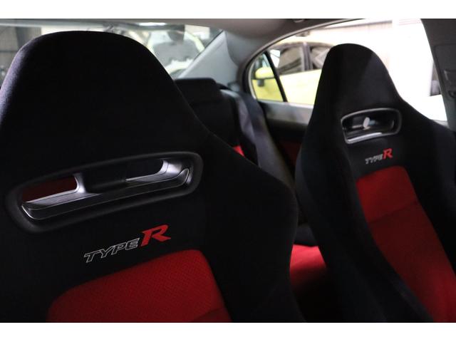 シビック タイプＲ　２．０　５ＭＴ　社外カーボンＧＴウイング　社外カーボンボンネット　ＦＥＥＬ’Ｓマフラー　ＢＬＩＴＺ車高調　ＷＥＤＳスポーツ１７ｉｎｃｈ　ＥＴＣ　ドラレコ（59枚目）