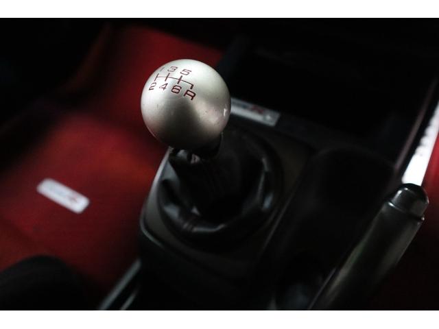 シビック タイプＲ　２．０　５ＭＴ　社外カーボンＧＴウイング　社外カーボンボンネット　ＦＥＥＬ’Ｓマフラー　ＢＬＩＴＺ車高調　ＷＥＤＳスポーツ１７ｉｎｃｈ　ＥＴＣ　ドラレコ（66枚目）