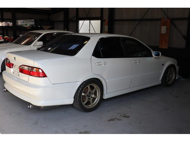 アコード ユーロＲ　フル内装　ＴＥＩＮ車高調　社外エアクリ　無限マフラー　１６インチＡＷ　Ｄｅｆｉ水温計　ケンウッドオーディオ　ＡＢＳ　ＥＴＣ　フロントドラレコ（5枚目）