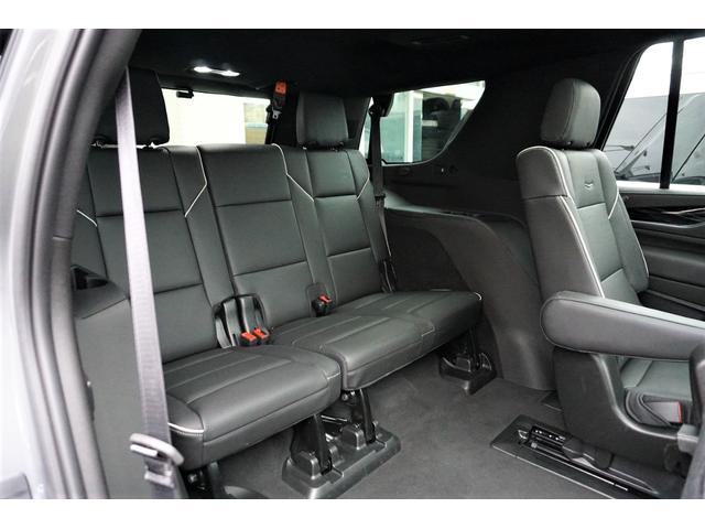 スポーツ 4WD 新車並行車 オニキスPKG ARカメラシステム AKGSTUDIOスピーカー エアライドサスペンション 電動リアゲート 38インチLEDディスプレイ(19枚目)