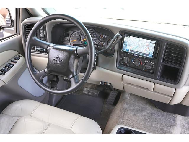 シボレータホ 　新車並行車　カナダ物　ＲＡＮＣＨＯリフトアップ　３５インチＭＴタイヤ　地デジナビ　ＦＬＯＷＭＡＳＴＥＲマフラー　１ナンバー登録５人乗り（12枚目）