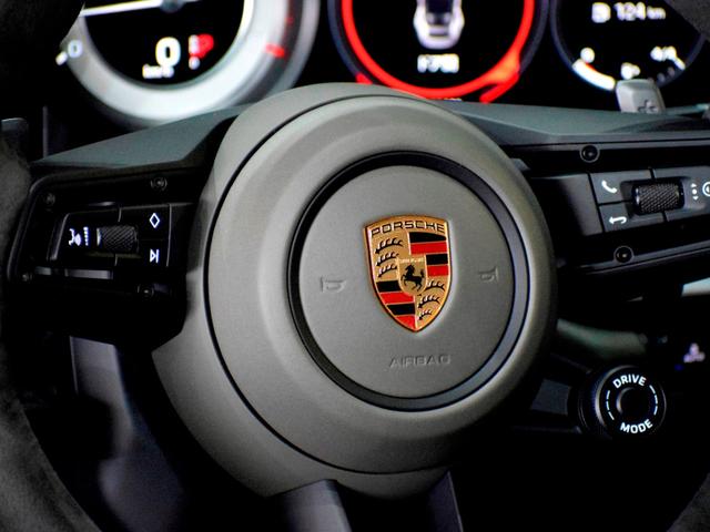 ９１１ターボＳ　カブリオレ　スポーツエキゾースト　エクスクルーシブ２０－２１ＡＷ　ジェスチャーコントロール　ＰＡＳＭスポーツサス　ＧＴステアリングプラス　ＬＥＤマトリクスライト　フルプロテクションフィルム　ベンチレーション(58枚目)