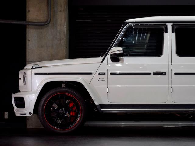 Ｇクラス Ｇ６３　ＡＭＧレザーエクスクルーシブパッケージ　ＡＭＧ２２ＡＷ　ＢＲＡＢＵＳリップ　パワークラフトマフラー（純正あり）　レッドレザーエクスクルーシブ　スペアタイヤ背面カーボン　記録簿・スペアキー完備　禁煙（39枚目）