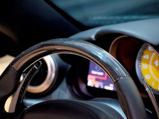 カリフォルニア ベースグレード　正規Ｄ車　ＨＲＥ２０－２１ＡＷ　パワークラフト可変バルブ付　ＧＴＯグリル　カーボンブレーキ　ブラックキャリパー　フル電動シート　ベタ除去済　整備済　禁煙（48枚目）