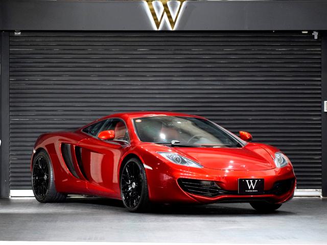 ＭＰ４－１２Ｃ ベースグレード　正規Ｄ車　スポーツエキゾースト　Ｆ１９ｉｎ＆Ｒ２０ｉｎＡＷ　Ｍｅｒｉｄｉａｎサウンド　純正ナビ　バックカメラ　Ｆ＆Ｒコーナーセンサー　ＥＴＣ　ドラレコ　ブラック＆レッド内装　ヴォルケーノレッド（3枚目）