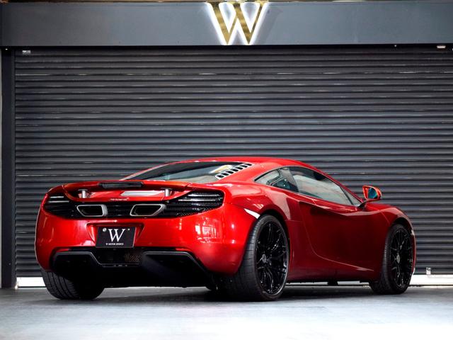 ＭＰ４－１２Ｃ ベースグレード　正規Ｄ車　スポーツエキゾースト　Ｆ１９ｉｎ＆Ｒ２０ｉｎＡＷ　Ｍｅｒｉｄｉａｎサウンド　純正ナビ　バックカメラ　Ｆ＆Ｒコーナーセンサー　ＥＴＣ　ドラレコ　ブラック＆レッド内装　ヴォルケーノレッド（5枚目）