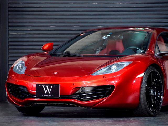 ＭＰ４－１２Ｃ ベースグレード　正規Ｄ車　スポーツエキゾースト　Ｆ１９ｉｎ＆Ｒ２０ｉｎＡＷ　Ｍｅｒｉｄｉａｎサウンド　純正ナビ　バックカメラ　Ｆ＆Ｒコーナーセンサー　ＥＴＣ　ドラレコ　ブラック＆レッド内装　ヴォルケーノレッド（10枚目）