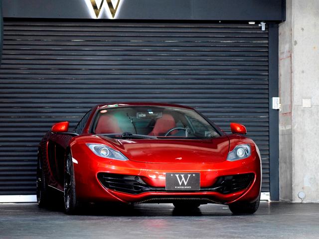 ＭＰ４－１２Ｃ ベースグレード　正規Ｄ車　スポーツエキゾースト　Ｆ１９ｉｎ＆Ｒ２０ｉｎＡＷ　Ｍｅｒｉｄｉａｎサウンド　純正ナビ　バックカメラ　Ｆ＆Ｒコーナーセンサー　ＥＴＣ　ドラレコ　ブラック＆レッド内装　ヴォルケーノレッド（12枚目）