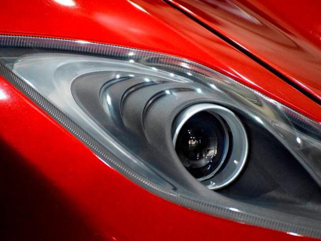 ＭＰ４－１２Ｃ ベースグレード　正規Ｄ車　スポーツエキゾースト　Ｆ１９ｉｎ＆Ｒ２０ｉｎＡＷ　Ｍｅｒｉｄｉａｎサウンド　純正ナビ　バックカメラ　Ｆ＆Ｒコーナーセンサー　ＥＴＣ　ドラレコ　ブラック＆レッド内装　ヴォルケーノレッド（15枚目）