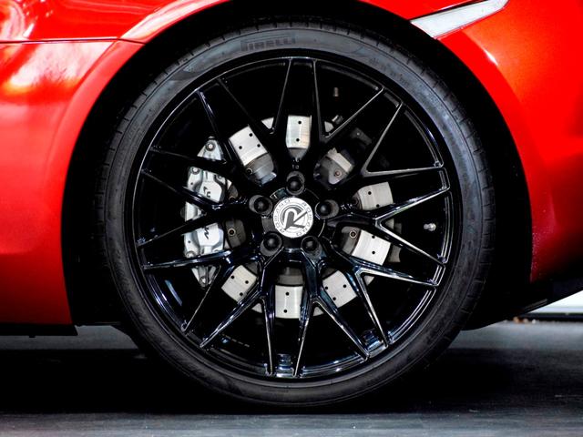 ＭＰ４－１２Ｃ ベースグレード　正規Ｄ車　スポーツエキゾースト　Ｆ１９ｉｎ＆Ｒ２０ｉｎＡＷ　Ｍｅｒｉｄｉａｎサウンド　純正ナビ　バックカメラ　Ｆ＆Ｒコーナーセンサー　ＥＴＣ　ドラレコ　ブラック＆レッド内装　ヴォルケーノレッド（29枚目）