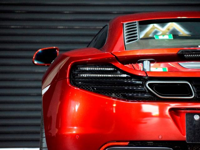 ＭＰ４－１２Ｃ ベースグレード　正規Ｄ車　スポーツエキゾースト　Ｆ１９ｉｎ＆Ｒ２０ｉｎＡＷ　Ｍｅｒｉｄｉａｎサウンド　純正ナビ　バックカメラ　Ｆ＆Ｒコーナーセンサー　ＥＴＣ　ドラレコ　ブラック＆レッド内装　ヴォルケーノレッド（36枚目）