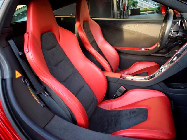 ＭＰ４－１２Ｃ ベースグレード　正規Ｄ車　スポーツエキゾースト　Ｆ１９ｉｎ＆Ｒ２０ｉｎＡＷ　Ｍｅｒｉｄｉａｎサウンド　純正ナビ　バックカメラ　Ｆ＆Ｒコーナーセンサー　ＥＴＣ　ドラレコ　ブラック＆レッド内装　ヴォルケーノレッド（64枚目）