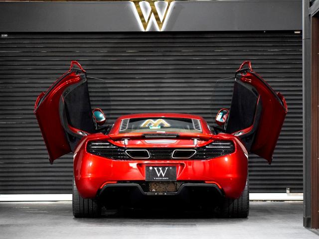 ＭＰ４－１２Ｃ ベースグレード　正規Ｄ車　スポーツエキゾースト　Ｆ１９ｉｎ＆Ｒ２０ｉｎＡＷ　Ｍｅｒｉｄｉａｎサウンド　純正ナビ　バックカメラ　Ｆ＆Ｒコーナーセンサー　ＥＴＣ　ドラレコ　ブラック＆レッド内装　ヴォルケーノレッド（76枚目）