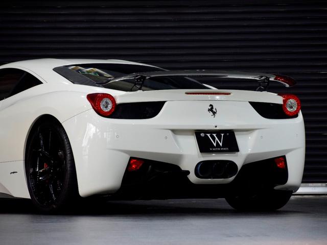 ４５８イタリア ベースグレード　２０１３年モデル　ＬＥＤカーボンステリング　ＲＯＷＥＮマフラー　Ｒｏｍａｎｏ２０ｉｎＡＷ　ＡｕｔｏＶｅｌｏｃｅリアパネル＆スポイラー　電動レザーシート　バックカメラ　コーナーセンサ　禁煙（29枚目）