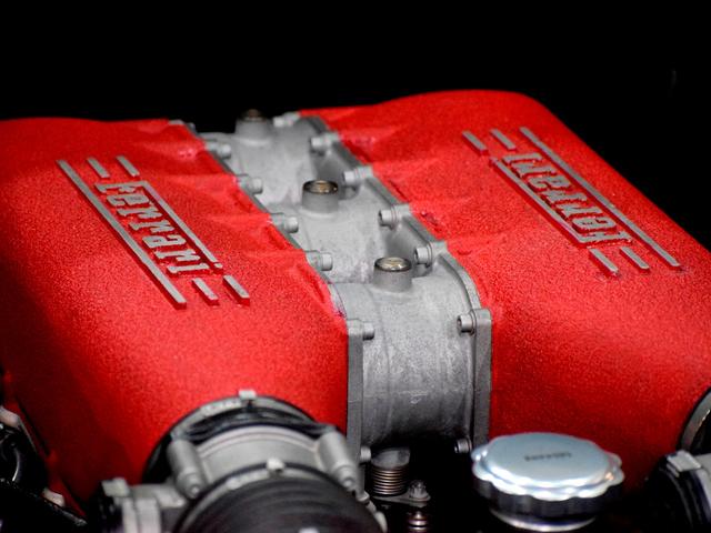 ４５８イタリア ベースグレード　２０１３年モデル　ＬＥＤカーボンステリング　ＲＯＷＥＮマフラー　Ｒｏｍａｎｏ２０ｉｎＡＷ　ＡｕｔｏＶｅｌｏｃｅリアパネル＆スポイラー　電動レザーシート　バックカメラ　コーナーセンサ　禁煙（39枚目）