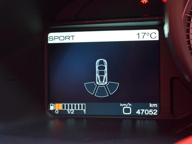 ４５８イタリア ベースグレード　２０１３年モデル　ＬＥＤカーボンステリング　ＲＯＷＥＮマフラー　Ｒｏｍａｎｏ２０ｉｎＡＷ　ＡｕｔｏＶｅｌｏｃｅリアパネル＆スポイラー　電動レザーシート　バックカメラ　コーナーセンサ　禁煙（57枚目）