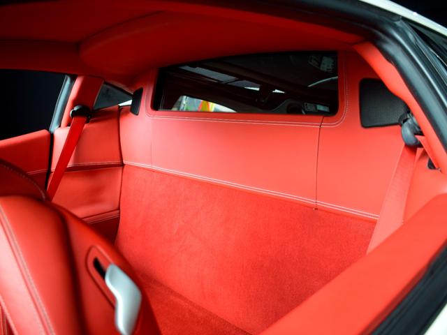 ４５８イタリア ベースグレード　２０１３年モデル　ＬＥＤカーボンステリング　ＲＯＷＥＮマフラー　Ｒｏｍａｎｏ２０ｉｎＡＷ　ＡｕｔｏＶｅｌｏｃｅリアパネル＆スポイラー　電動レザーシート　バックカメラ　コーナーセンサ　禁煙（76枚目）