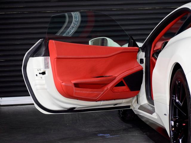 ４５８イタリア ベースグレード　２０１３年モデル　ＬＥＤカーボンステリング　ＲＯＷＥＮマフラー　Ｒｏｍａｎｏ２０ｉｎＡＷ　ＡｕｔｏＶｅｌｏｃｅリアパネル＆スポイラー　電動レザーシート　バックカメラ　コーナーセンサ　禁煙（77枚目）