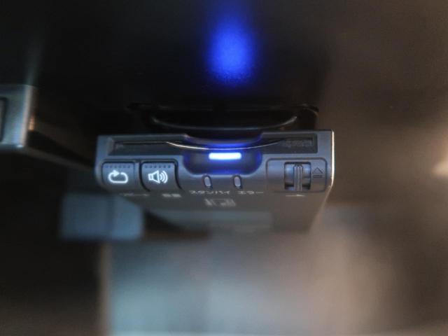 116i スポーツ 純正HDDナビ バックカメラ ETC TVチューナー HIDヘッドライト オートライト 純正16インチAW 前席スポーツシート(レッドステッチ入り) デュアルオートAC リアパークソナー(9枚目)