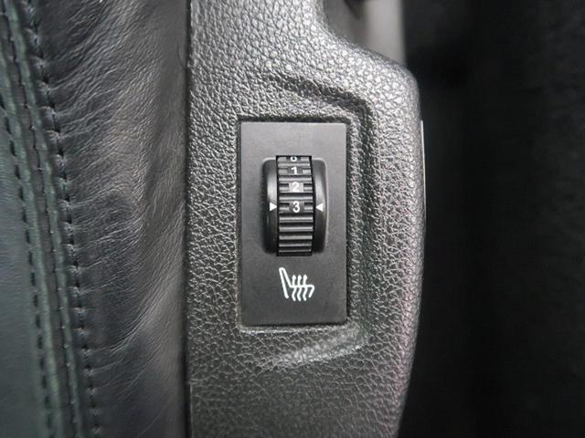 ベースグレード　カロッツェリアＳＤナビ　黒革　クルーズコントロール　パワーシート　シートヒーター　ＨＩＤヘッド　ＥＴＣ　純正１８インチアルミ　禁煙車(9枚目)