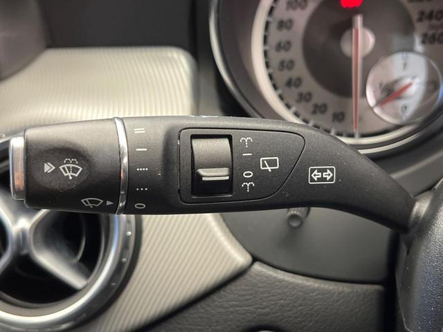 GLA180 オフロード パノラミックスライディングルーフ レーダセーフティPKG 純正ナビ バックカメラ シートヒーター パワーシート アダプティブクルーズコントロール 電動リアゲート HIDヘッド 禁煙車(50枚目)