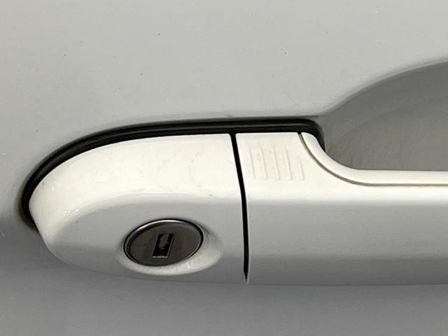 320i 純正ナビ バックカメラ Bluetooth パワーシート コンフォートアクセス HIDヘッドランプ フロントフォグランプ デュアルオートエアコン CD DVD ETC 禁煙車(33枚目)