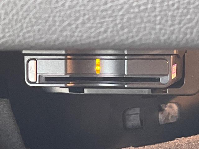 CLA180 シューティングブレーク スポーツ レーダーセーフティPKG アクティブパーキングアシスト パワーシート シートヒーター ハーフレザー パワーバックドア 純正ナビ フルセグTV ETC 禁煙車(62枚目)