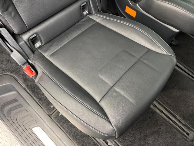 V260 ロング 特別仕様車 250台限定 レーダーセーフティPKG 革シート 純正ナビ Bluetooth 全周囲カメラ フルセグTV シートヒーター パワーバックドア LEDヘッド 禁煙車(40枚目)