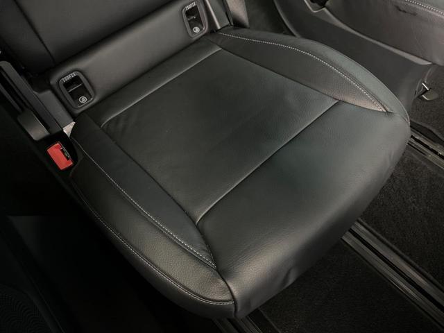 V260 ロング 特別仕様車 250台限定 レーダーセーフティPKG 革シート 純正ナビ Bluetooth 全周囲カメラ フルセグTV シートヒーター パワーバックドア LEDヘッド 禁煙車(42枚目)