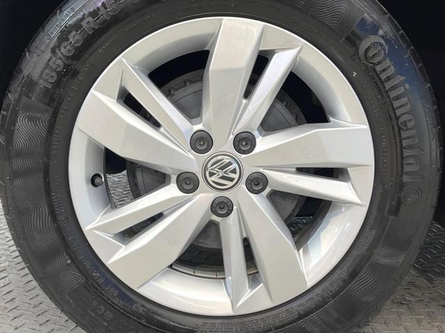 ポロ ＴＳＩコンフォートラインリミテッド　特別仕様車　セーフティパッケージ　バックカメラ　プリクラッシュブレーキシステム　Ｄｉｓｃｏｖｅｒ　Ｐｒｏナビ　Ａｐｐ　Ｃｏｎｎｅｃｔ　純正１５インチアルミホイール　ＬＥＤヘッドランプ　１オーナー　禁煙（39枚目）
