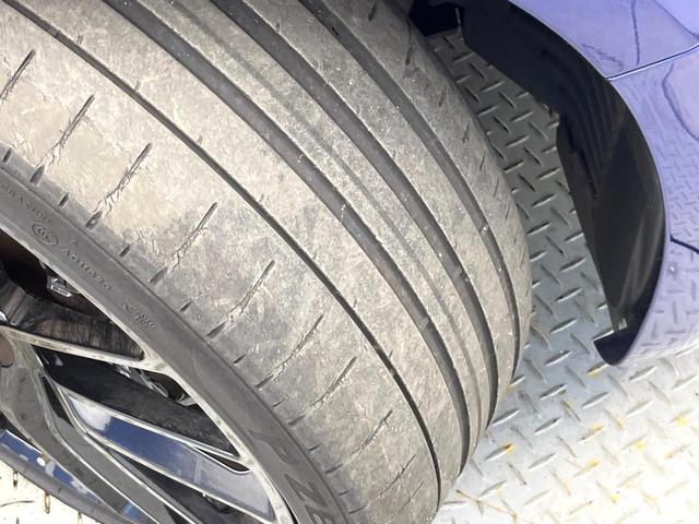 ギブリ グランスポーツ　サンルーフ　２１インチティターノアルミ　ドライバーアシスタンスパッケージ　衝突軽減　サラウンドビューモニター　アダプティブクルーズコントロール　黒革シート　純正ナビ　ブラインドスポットセンサー　禁煙車（39枚目）