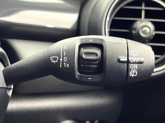 ＭＩＮＩ クーパーＳ　３ＨＤ　６ＭＴ　スポーツドライビングパッケージ　ペッパーパッケージ　リアビューカメラ　アダプティブクルーズコントロール　レーンアシスト　クリアランスソナー　ＬＥＤヘッドランプ　オートライト　純正ナビ（47枚目）