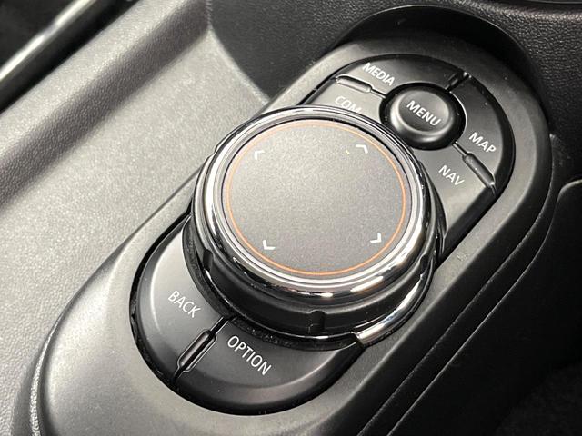 ＭＩＮＩ クーパーＳ　３ＨＤ　６ＭＴ　スポーツドライビングパッケージ　ペッパーパッケージ　リアビューカメラ　アダプティブクルーズコントロール　レーンアシスト　クリアランスソナー　ＬＥＤヘッドランプ　オートライト　純正ナビ（55枚目）