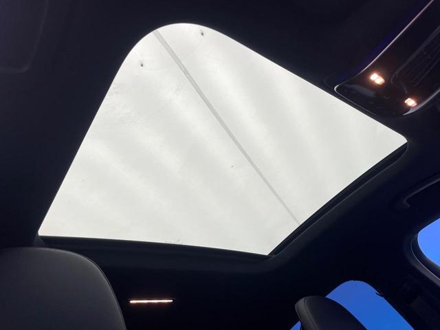 GLC GLC220d 4MクペドライバズP+AMGラインP サンルーフ レーダーセーフティパッケージ 1オーナー 合皮シート 前席パワーシート 全席シートヒーター スポーティエンジンサウンド 全周囲カメラ キーレスゴー エアサスペンション LEDヘッド 禁煙車(4枚目)