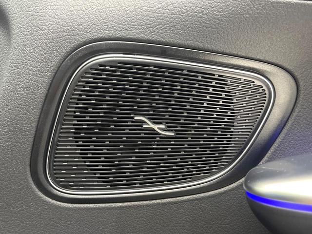 GLC GLC220d 4MクペドライバズP+AMGラインP サンルーフ レーダーセーフティパッケージ 1オーナー 合皮シート 前席パワーシート 全席シートヒーター スポーティエンジンサウンド 全周囲カメラ キーレスゴー エアサスペンション LEDヘッド 禁煙車(53枚目)