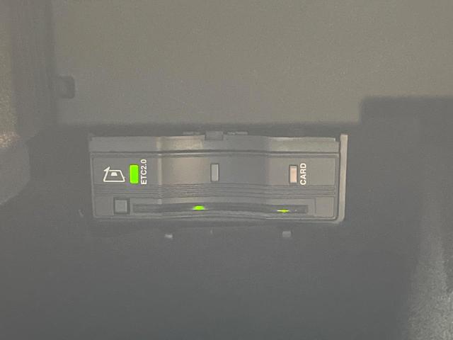 Ｂクラス Ｂ２００ｄ　ＡＭＧライン　レーダーセーフティＰＫＧ　ナビゲーションＰＫＧ　ハーフレザーシート　フットトランクオープナー　アンビエントライト　アダプティブハイビームアシスト　プライバシーガラス　メルセデスミーコネクト　禁煙車（63枚目）