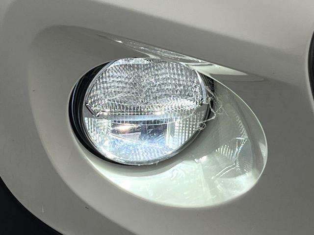 ＭＩＮＩ クーパーＤ　３ドア　ペッパーパッケージ　カメラ／パーキングアシストパッケージ　ＬＥＤヘッドランプ　バックカメラ　コンフォートアクセス　純正ナビ　Ｂｌｕｅｔｏｏｔｈ　コーナーセンサー　デュアルオートエアコン　禁煙車（38枚目）
