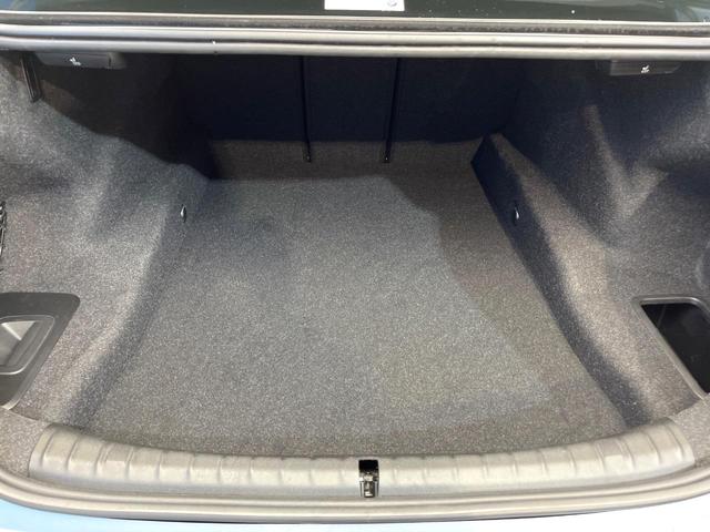 5シリーズ 523d Mスポーツ ハイラインパッケージ ワンオーナー ハイラインPKG ヘッドアップディスプレイ 革シート 全席シートヒーター 前席パワーシート パドルシフト 電動リアゲート Mスポーツサスペンション オートハイビーム 電動チルト 禁煙車(13枚目)