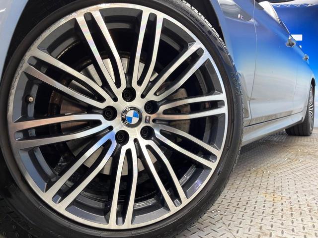 5シリーズ 523d Mスポーツ ハイラインパッケージ ワンオーナー ハイラインPKG ヘッドアップディスプレイ 革シート 全席シートヒーター 前席パワーシート パドルシフト 電動リアゲート Mスポーツサスペンション オートハイビーム 電動チルト 禁煙車(15枚目)