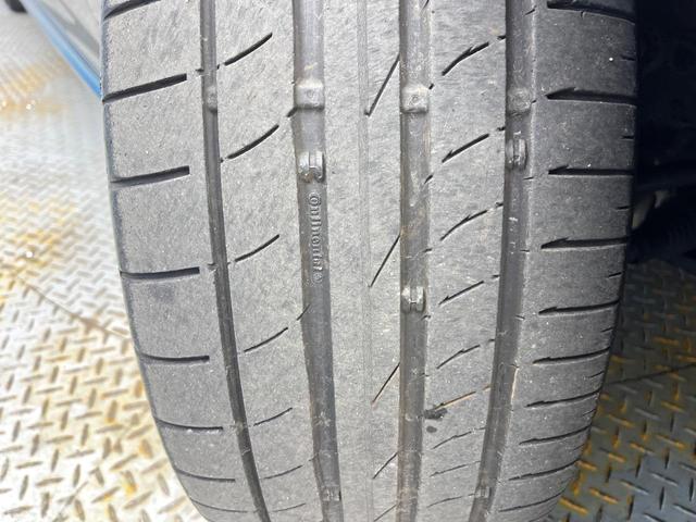 Ａ４アバント ２．０ＴＦＳＩ　セーフティＰＫＧ　マトリックスＬＥＤＰＫＧ　バーチャルコックピット　パノラマサンルーフ　アクティブクルーズ　前席パワーシート　シートヒーター　パワーバックドア　純正１８インチアルミ　禁煙車（36枚目）