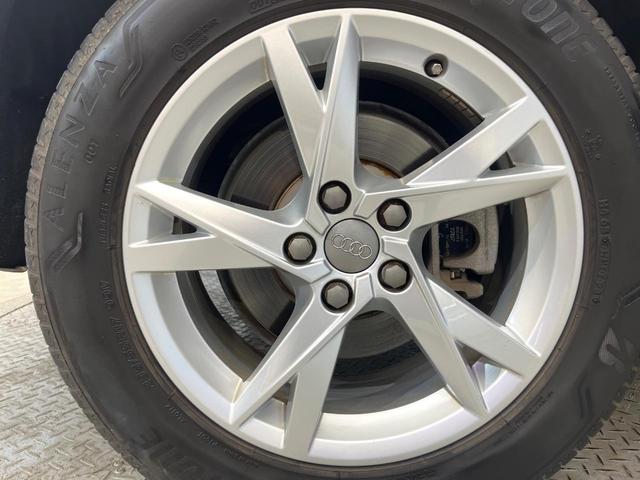 Ｑ３ ２．０ＴＦＳＩクワトロ１８０ＰＳ　後期　４ＷＤ　パワーバックドア　プライバシーガラス　電動リアゲート　前席パワーシート　ＨＩＤヘッドランプ　純正１７インチアルミ　オートライト　バックカメラ　Ｂｌｕｅｔｏｏｔｈ再生　禁煙車（37枚目）