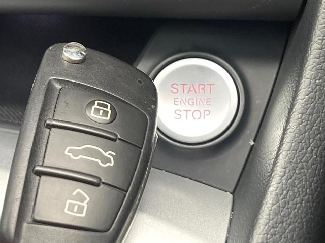 Ｑ３ ２．０ＴＦＳＩクワトロ１８０ＰＳ　後期　４ＷＤ　パワーバックドア　プライバシーガラス　電動リアゲート　前席パワーシート　ＨＩＤヘッドランプ　純正１７インチアルミ　オートライト　バックカメラ　Ｂｌｕｅｔｏｏｔｈ再生　禁煙車（60枚目）