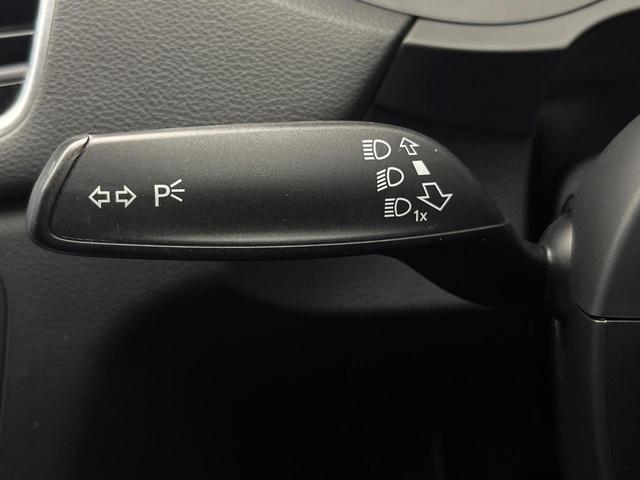 Ｑ３ ２．０ＴＦＳＩクワトロ１８０ＰＳ　後期　４ＷＤ　パワーバックドア　プライバシーガラス　電動リアゲート　前席パワーシート　ＨＩＤヘッドランプ　純正１７インチアルミ　オートライト　バックカメラ　Ｂｌｕｅｔｏｏｔｈ再生　禁煙車（62枚目）