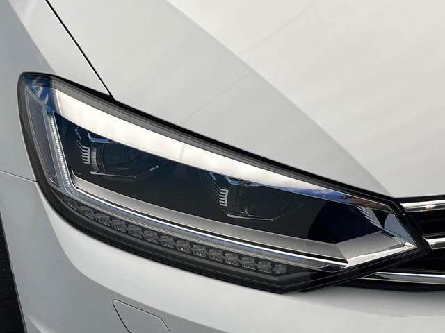 ゴルフトゥーラン ＴＳＩ　ハイライン　テクノロジーパッケージ　アダプティブクルーズコントロール　衝突被害軽減システム　レーンアシスト　クリアランスソナー　ダブルエアコン　純正ナビ　バックカメラ　ＬＥＤヘッドランプ　オートライト　禁煙車（25枚目）