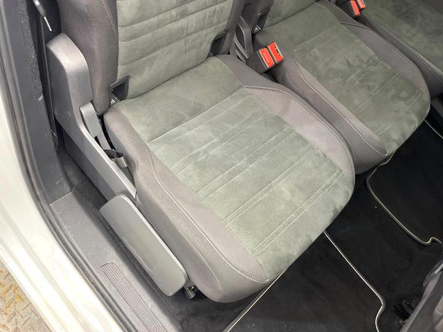 ゴルフトゥーラン ＴＳＩ　ハイライン　テクノロジーパッケージ　アダプティブクルーズコントロール　衝突被害軽減システム　レーンアシスト　クリアランスソナー　ダブルエアコン　純正ナビ　バックカメラ　ＬＥＤヘッドランプ　オートライト　禁煙車（48枚目）